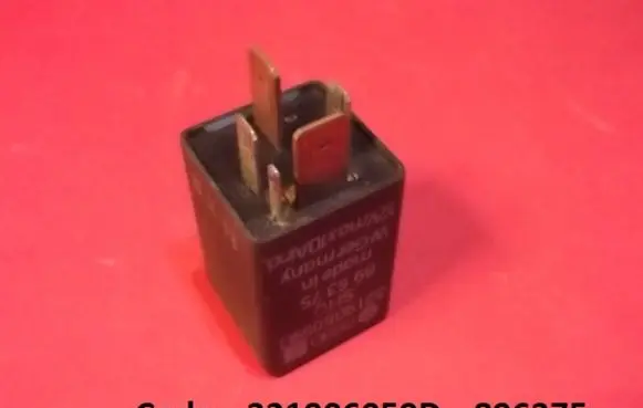 Audi 100 200 5000 C3 Fuel pump relay 321906059D 896375
