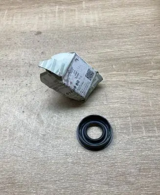 Mercedes-Benz C W202 Other engine part A1040160980 1040160980