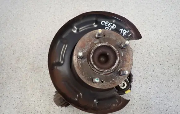 KIA Ceed Front wheel hub spindle knuckle 