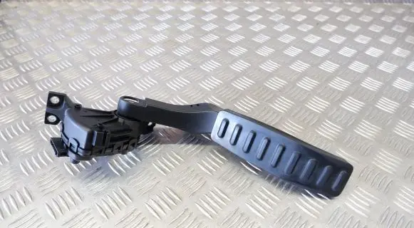 Porsche Cayenne (92A) Accelerator throttle pedal 7L0723507E
