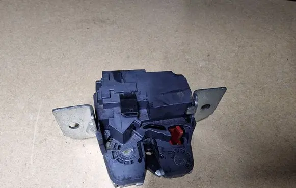 Mercedes-Benz A W169 Tailgate/trunk/boot lock/catch/latch A1697400036