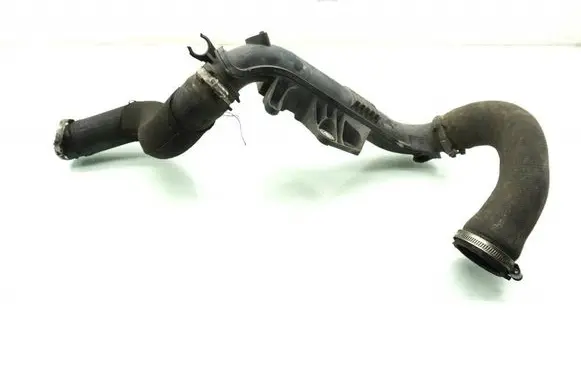 Air intake hose/pipe