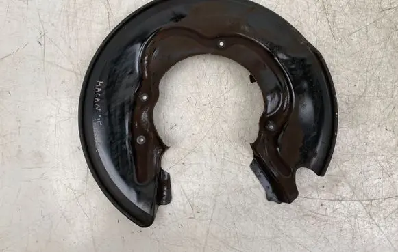 Porsche Macan (95B) Rear brake disc plate dust cover 