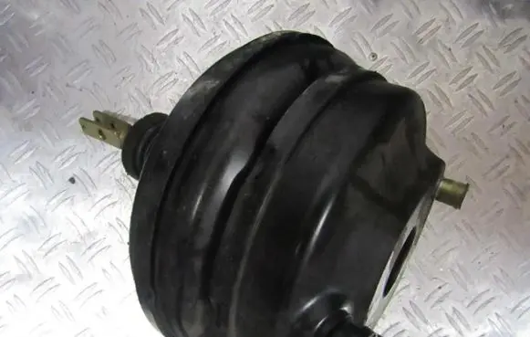 Audi A8 S8 D2 4D Brake booster 4d0612105e