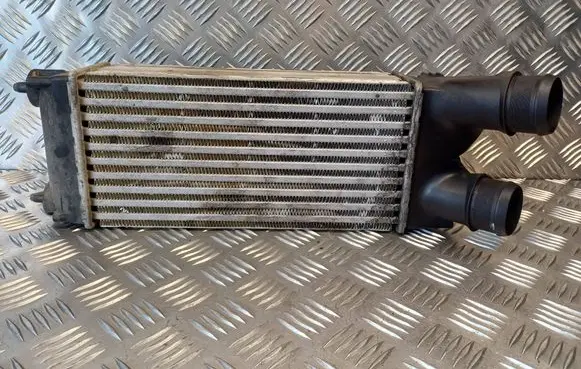 Citroen Berlingo Intercooler radiator 9682434580