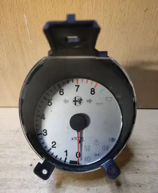 Alfa Romeo 156 Speedometer (instrument cluster) 60658087 6850849917
