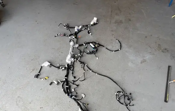 Lexus UX Panel wiring 