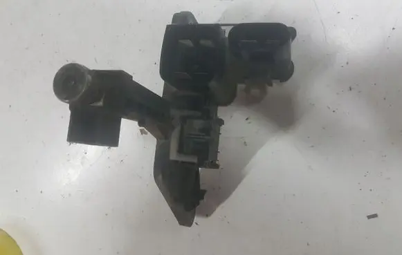 BMW 1 F20 F21 Tail light bulb cover holder 922501504