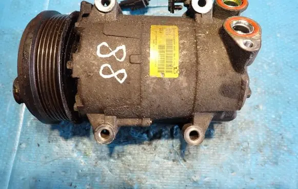 Ford Focus Air conditioning (A/C) compressor (pump) 3M5H-19D629-KG