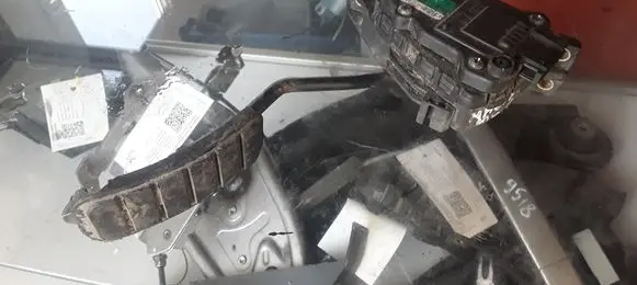Renault Master II Accelerator pedal position sensor 7700314525