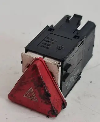 Volkswagen Golf V Hazard light switch 1K0953509A 23604