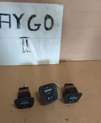 Toyota Aygo AB40 Other switches/knobs/shifts