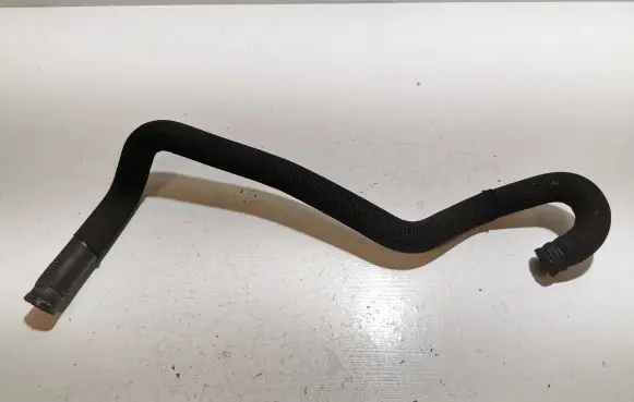 Mercedes-Benz E W213 Engine coolant pipe/hose