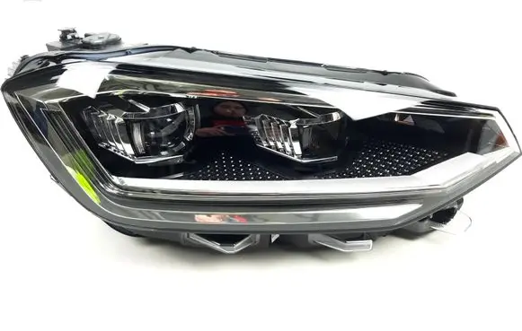 Volkswagen Golf V Headlight/headlamp 517941060A