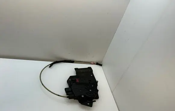 BMW 6 F06 Gran coupe Rear door soft close latching motor 4154310700