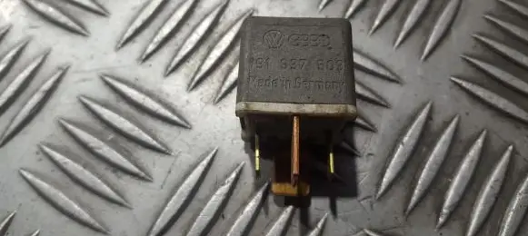 Volkswagen PASSAT B4 Other relay 191937503 4RA003510-58