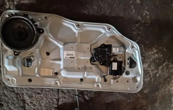 Volvo S80 Front door window regulator with motor