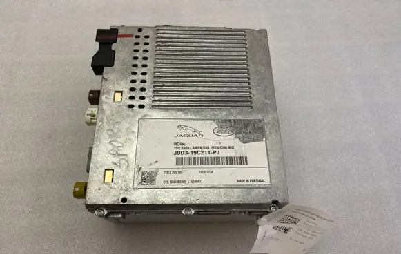 Land Rover Range Rover Sport L494 Radio/CD/DVD/GPS head unit J9D319C211PJ