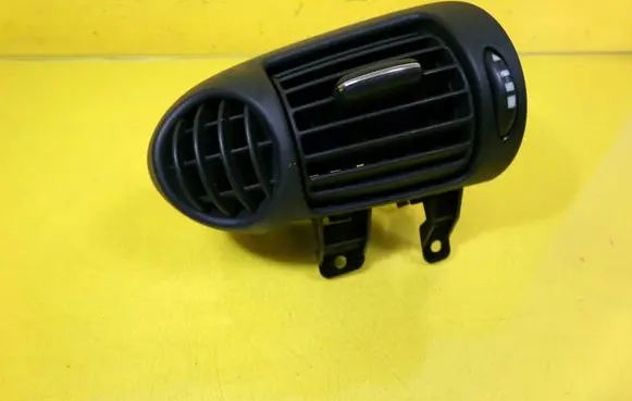Mercedes-Benz C W203 Dashboard side air vent grill/cover trim A2038300154