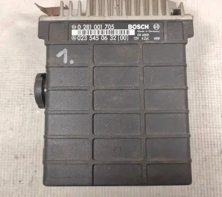 Mercedes-Benz Vito Viano W638 Engine control unit/module A0235450632 0281001705
