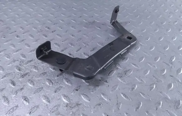 Jaguar I-Pace Fender mounting bracket T4K1508 T4K10313 J9D316A143AC