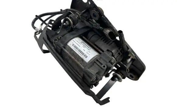Volvo XC90 Air suspension compressor/pump 15150000713 15155000872