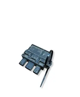 Jaguar I-Pace Tailgate/trunk control unit/module C74781102
