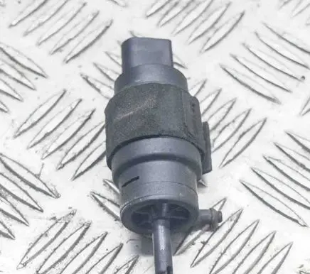 Audi A5 8T 8F Windscreen/windshield washer pump 8K5955647
