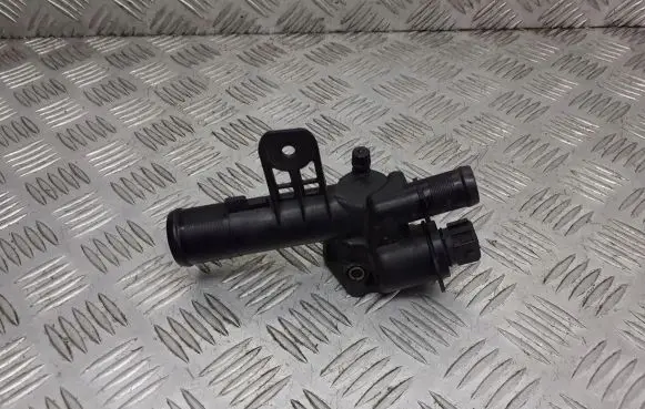 Renault Scenic II - Grand scenic II Thermostat housing 