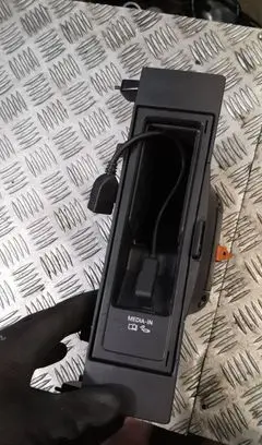 Volkswagen PASSAT B7 Head unit multimedia control 5n0035342e