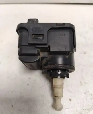 Volkswagen Golf III Headlight level adjustment motor 1H0941295C