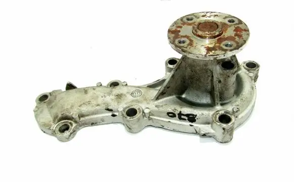 Nissan Primera Water pump