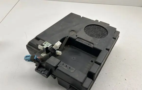 Honda CR-V Subwoofer speaker TLM1809 C73F47 X2502ZH