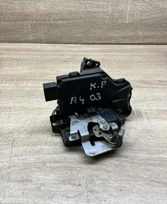 Audi A4 S4 B6 8E 8H Front door lock LEFTSIDE