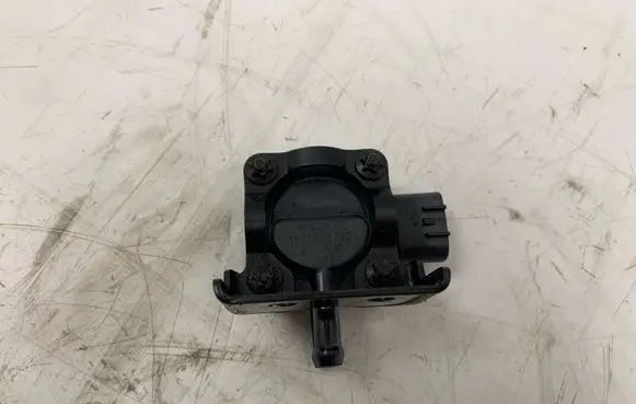 Hyundai Tucson JM Exhaust gas pressure sensor 3921027401