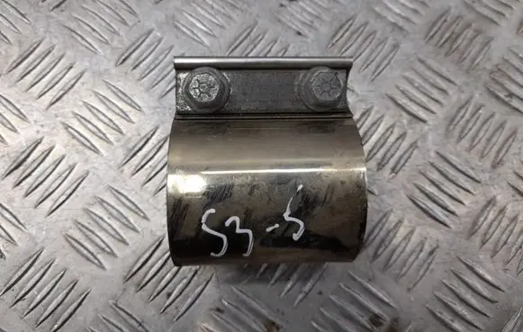 Audi A3 S3 8V Muffler pipe connector clamp 