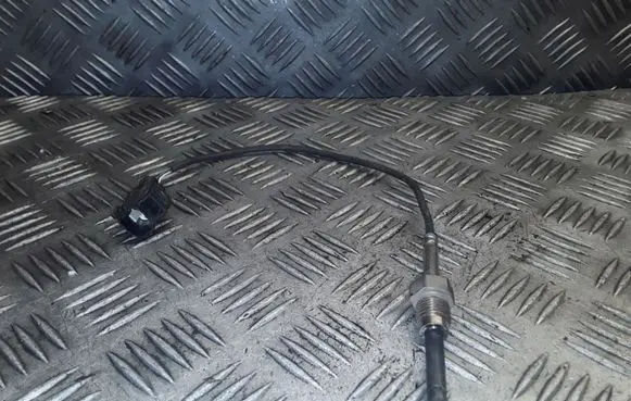 Volvo XC70 Exhaust gas temperature sensor 6G9N12B591FA 30713739A