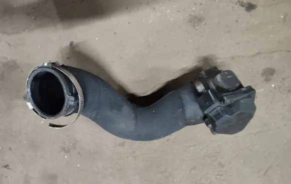 Audi A5 8T 8F Intercooler hose/pipe 8K0145737R 059145950AA