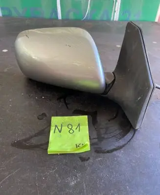 Toyota Avensis T250 Front door electric wing mirror E11015829 SKH7477