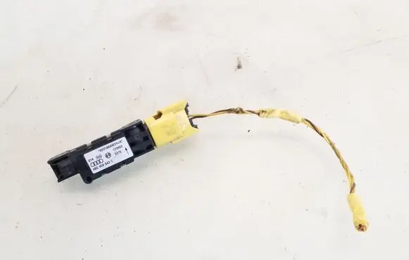 Volkswagen Phaeton Airbag deployment crash/impact sensor 4B8959643C