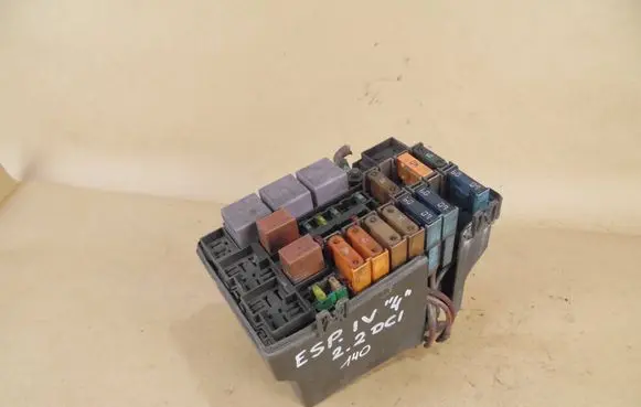 Renault Espace - Grand espace IV Fuse box set 55RGD4024 8200272453