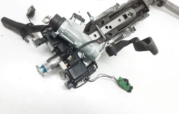 Volkswagen PASSAT B7 USA Steering wheel axle set 1K1419502HB