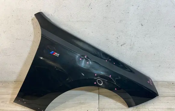 BMW 7 G70 Fender