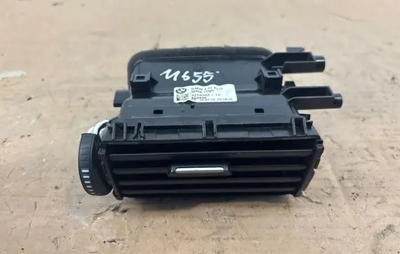 Nissan Qashqai J12 Dash center air vent grill 921855215 508835