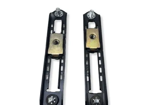 Opel Omega B1 Seat belt adjustment rail