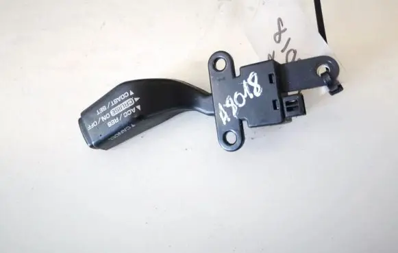 Chrysler PT Cruiser Cruise control stalk 04671826aa