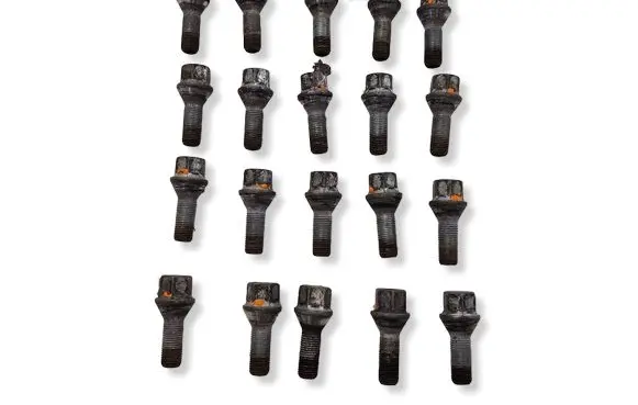 Peugeot RCZ Nuts/bolts 