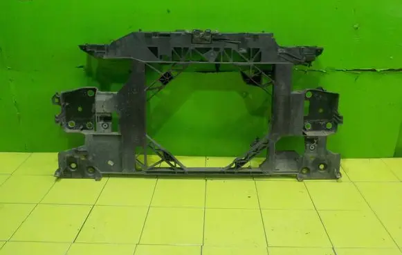 Renault Scenic III - Grand scenic III Radiator support slam panel 