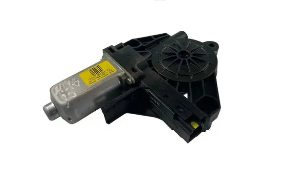 Volvo XC60 Front door window regulator motor 966268103
