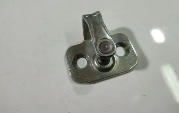 Chevrolet Captiva Front door lock loop/hook striker 